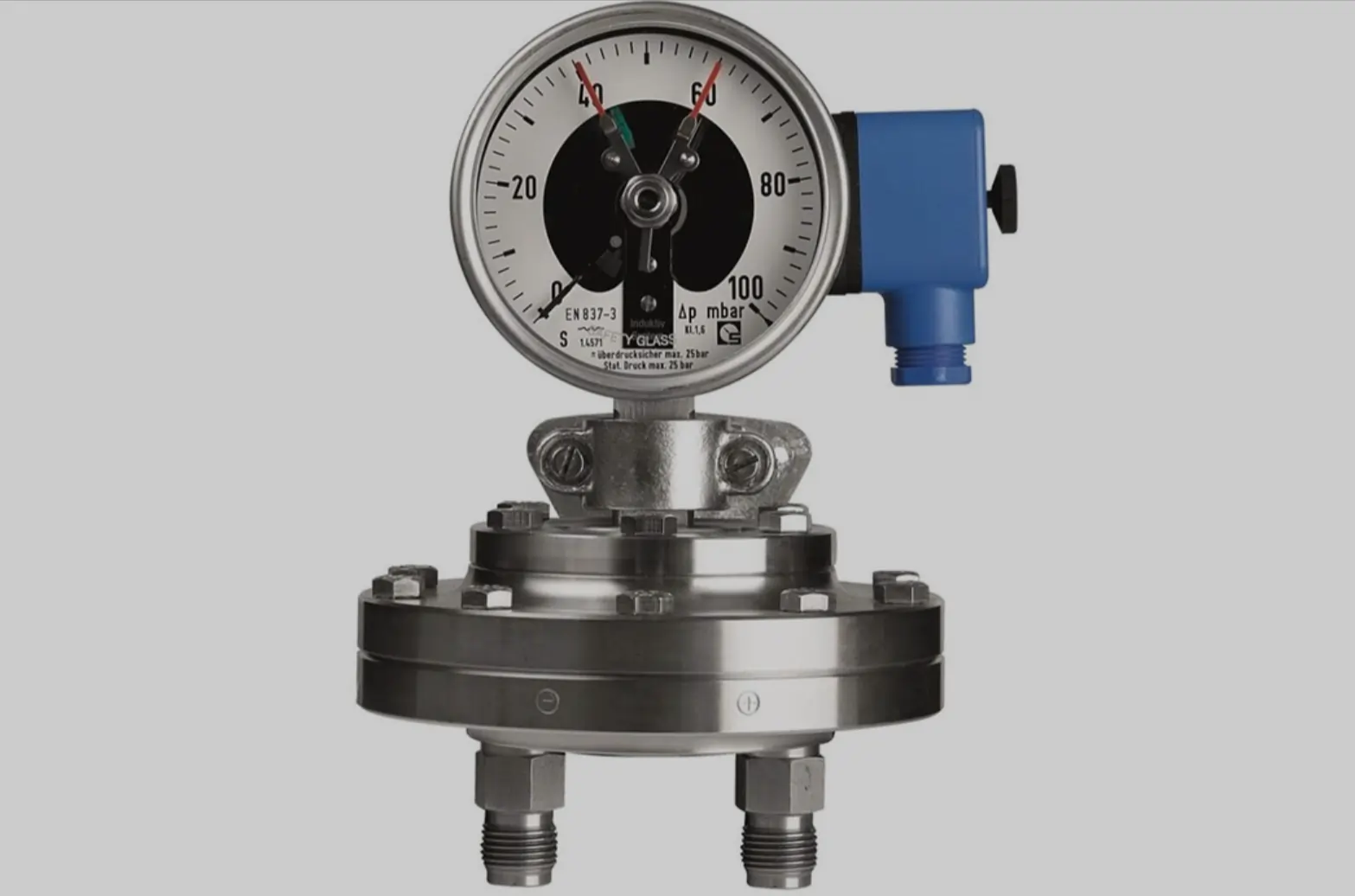 Differential pressure gauge with diaphragm seal